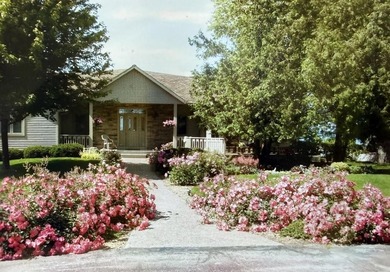 Premier bayfront property on Sunset Shores! Enjoy breathtaking - photo 6