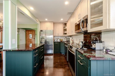 Your summer Oasis has arrived! Perfectly situated on a quiet - photo 5