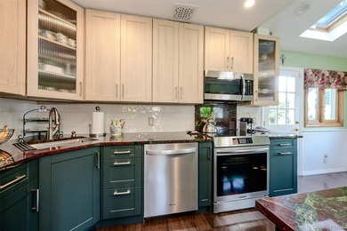 Your summer Oasis has arrived! Perfectly situated on a quiet - photo 6