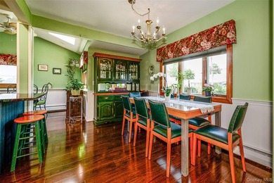 Your summer Oasis has arrived! Perfectly situated on a quiet - photo 10