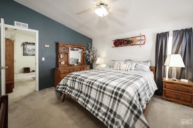 Escape to the peaceful beauty of the Kern River Valley with this - photo 12