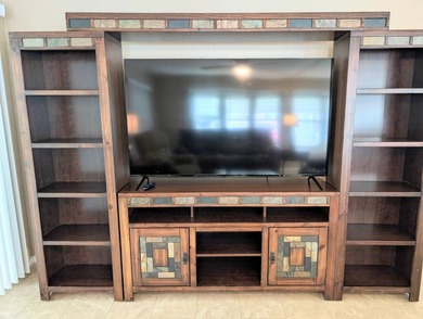 Talk about GREAT BONES, This completely furnished, two bedroom - photo 15