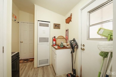 Escape to the peaceful beauty of the Kern River Valley with this - photo 16