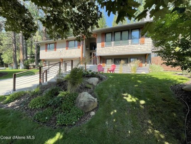 Lake Home For Sale in Coeur d Alene, Idaho