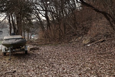 Only seconds from the Illinois River, this approximately 740 - photo 24