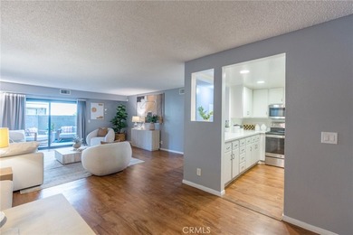 Welcome to Villa Pacifica! This unique upper-level condo offers - photo 6