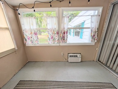 Talk about GREAT BONES, This completely furnished, two bedroom - photo 31