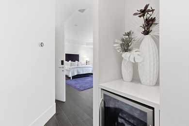 In-Town- Fabulous Southern Exposure Modern Mediterranean. This - photo 35
