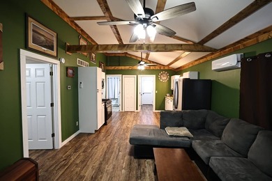 Only seconds from the Illinois River, this approximately 740 - photo 38