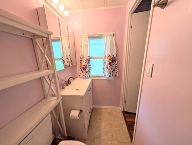 Talk about GREAT BONES, This completely furnished, two bedroom - photo 40
