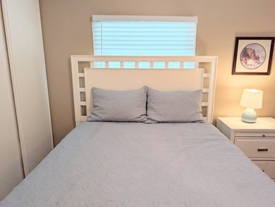 Talk about GREAT BONES, This completely furnished, two bedroom - photo 44