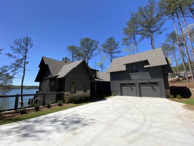 Lake Home For Sale in Alexander City, Alabama