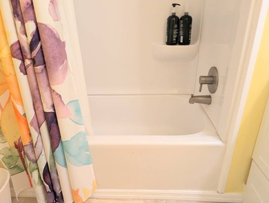 Talk about GREAT BONES, This completely furnished, two bedroom - photo 52