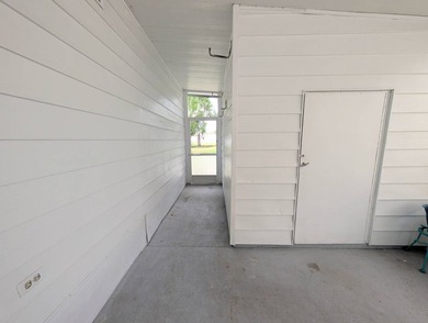 Talk about GREAT BONES, This completely furnished, two bedroom - photo 54