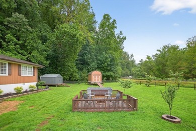 Welcome to 8 Taylor Rd, located in the heart of the picturesque