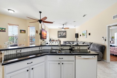 Welcome to this beautifully maintained 4 bedroom, 3 bathroom - photo 13