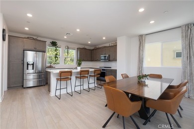 MUST SEE! TURNKEY SAN PEDRO CORNER LOT HOME! This Upgraded Home - photo 17