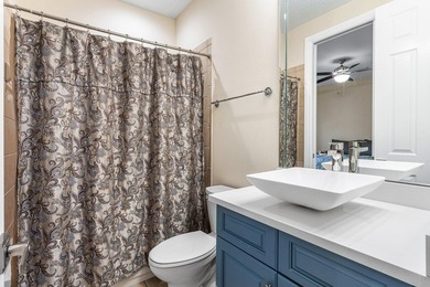 AMAZING - 6 Bedroom Estate home in the prestigious community of - photo 27
