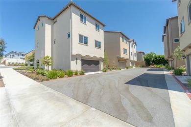 MUST SEE! TURNKEY SAN PEDRO CORNER LOT HOME! This Upgraded Home - photo 40