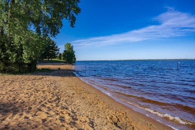 Whether you're searching for the perfect vacation getaway, a - photo 7