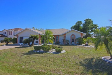 Move-in ready! Beautiful 3-bedroom, 2-bathroom, 2-car garage - photo 3