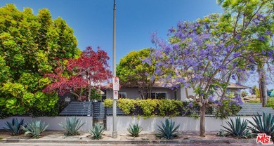 Beautifully remodeled Venice Beach triplex perfectly combines - photo 23