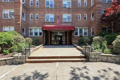 Step into this extra spacious one-bedroom corner unit offering - photo 23