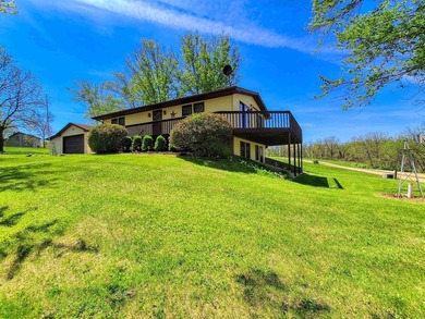 Move right in and start enjoying lake life right away! This - photo 26