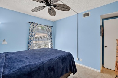 Spacious 2 bed, 2 baths condo located in the heart of Deerfield - photo 26