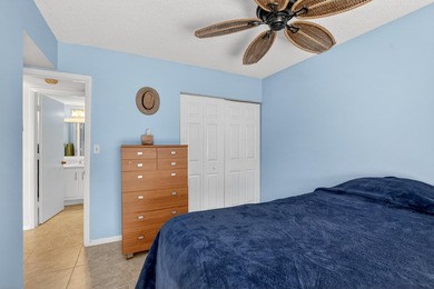 Spacious 2 bed, 2 baths condo located in the heart of Deerfield - photo 27