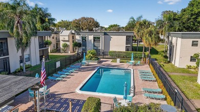 Spacious 2 bed, 2 baths condo located in the heart of Deerfield - photo 37