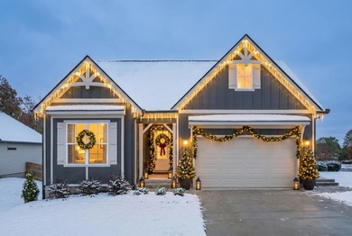 Lake Home For Sale in Soddy Daisy, Tennessee