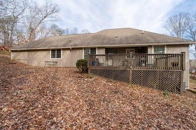 WELCOME HOME! This meticulously maintained and spacious