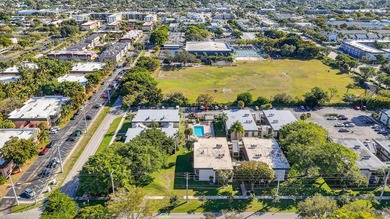 Spacious 2 bed, 2 baths condo located in the heart of Deerfield - photo 46