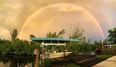 Experience this mid-century waterfront property in Punta Gorda - photo 8