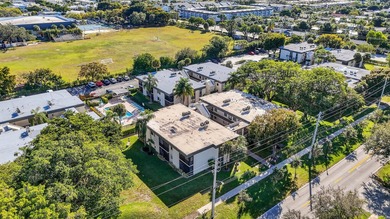 Spacious 2 bed, 2 baths condo located in the heart of Deerfield - photo 48