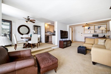 Spectacular Oceanfront 5th Floor Spacious South facing Junior 4 - photo 10