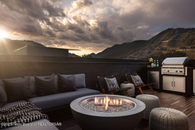 ***Final phase nearly sold out- only 3 residences remaining.***