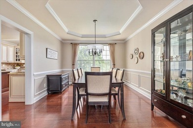 **OPEN SAT 7/18 2-4PM & SUN 7/19 2-4PM** Welcome to luxury - photo 8