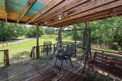 1.6 acres near Arbuckle Lake! This 3 bed, 2 bath mobile home - photo 7