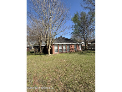 ON THE WATER in Chelsea Isle in Cobblestone. This 3 bedroom, 2 - photo 30