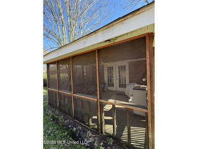 ON THE WATER in Chelsea Isle in Cobblestone. This 3 bedroom, 2 - photo 33