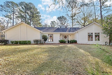 Lake Oliver Home Sale Pending in Columbus Georgia