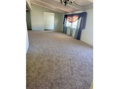 Welcome home to this spacious and inviting 1,799 sq. ft. modular - photo 3