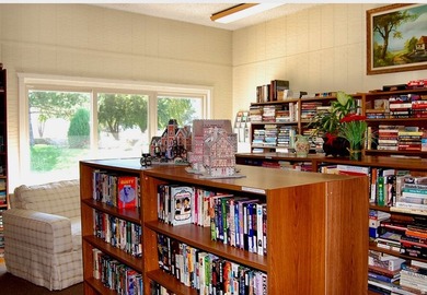 Welcome home to this spacious and inviting 1,799 sq. ft. modular - photo 9