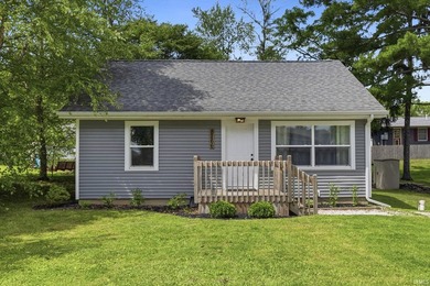 Looking for a home that's been updated and is ready for its next - photo 2