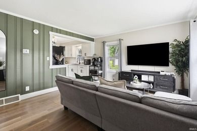 Looking for a home that's been updated and is ready for its next - photo 7