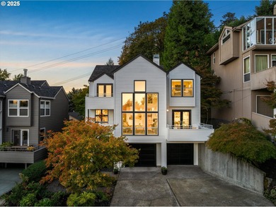 Willamette River - Multnomah County Home For Sale in Portland Oregon