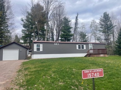 Chain Lake - Oconto County Home For Sale in Lakewood Wisconsin