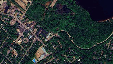 Rare multi-residential building located in picturesque Hudson, a - photo 12